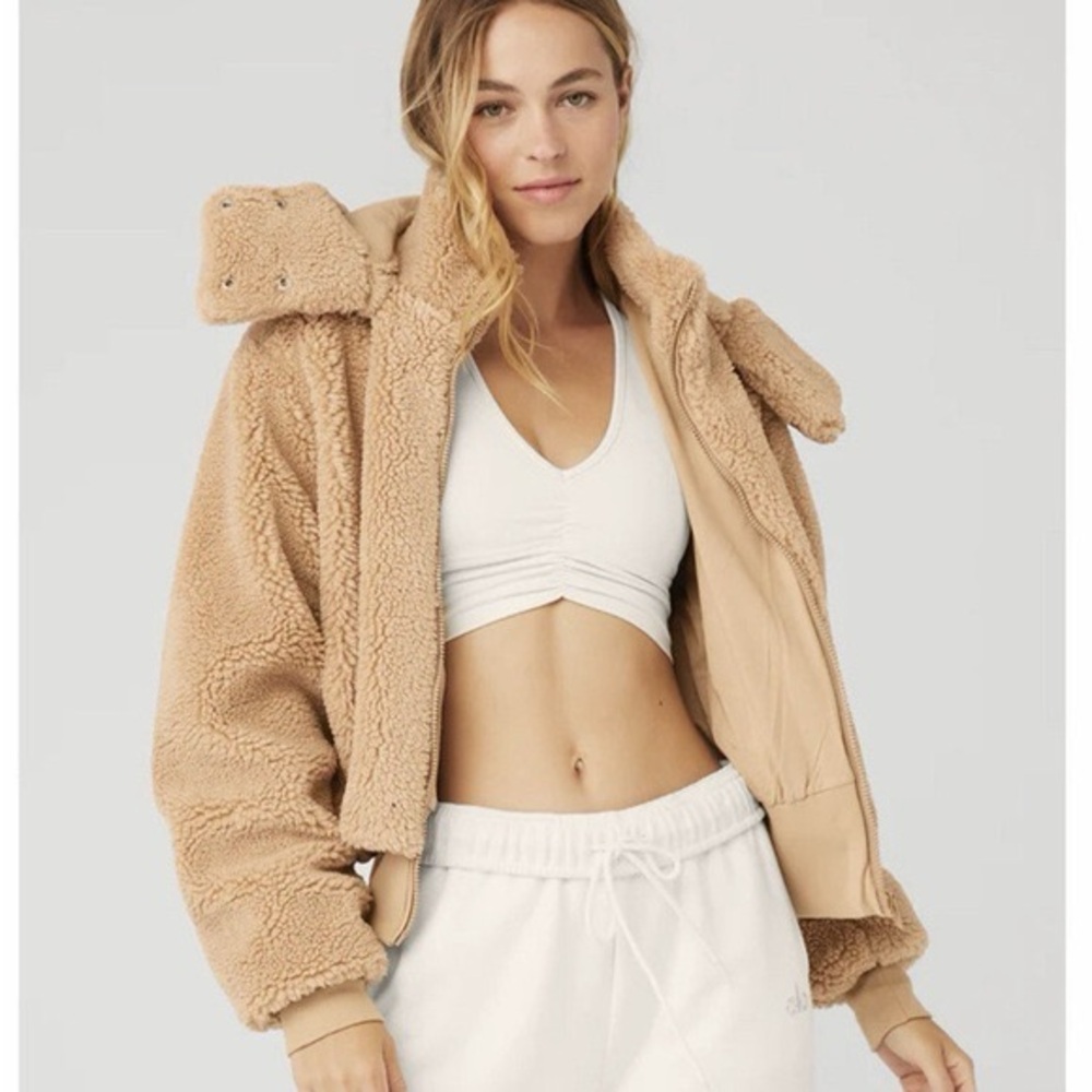🔥 ALO Yoga Foxy Faux Fur Jacket XS Tan Teddy Sherpa Coat Like New